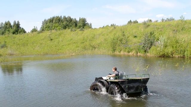 Вездеход Тайга 4х4 на воде смотреть онлайн