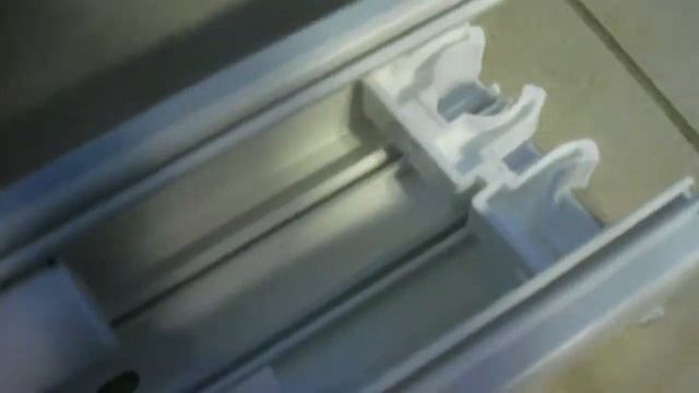 Незаметно спрятать ПП трубу.Как проложить ПП трубу после ремонта.Монтаж пластиковых труб в коробе. смотреть онлайн