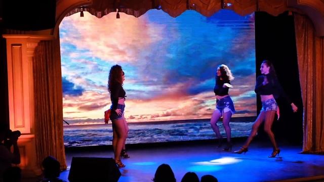 "Танцевальный подарок". Carribian Ladies Style смотреть онлайн