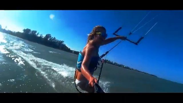 Где в таиланде научится кататься на кайте? Вместе с JollyKite!