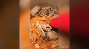 «Солянка домашняя».Тушёная капуста с рёбрышками!