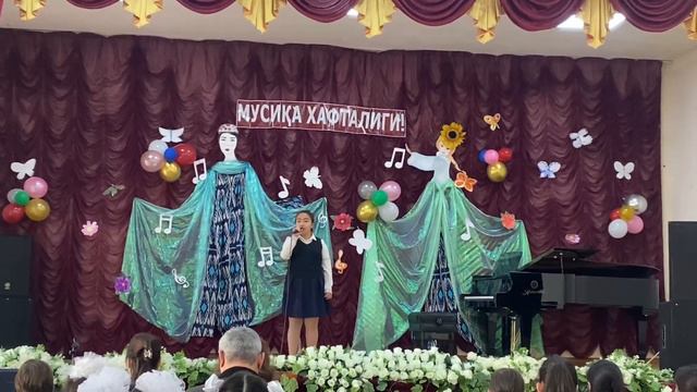 Арайлым Султан Алла Пугачёва Опять Метель.