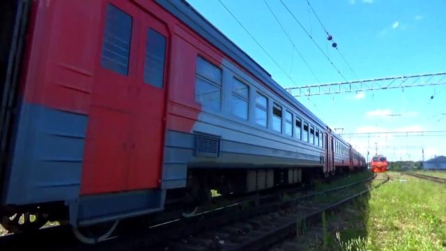 Электропоезд ЭД4МК-1001/0028 сообщением 