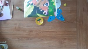 Аппликация симметричное вырезанние бабочки