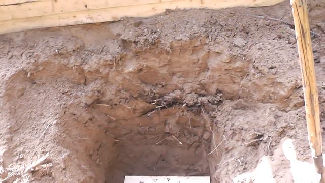 ПОШЛО ДЕЛО! Строю 2 комнатную ЗЕМЛЯНКУ! Готовим "ЛЕТНИЙ" салат. смотреть онлайн