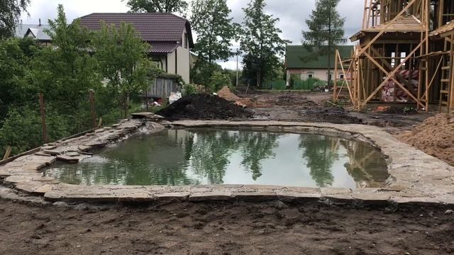 Плавательный пруд в Санкт-Петербурге