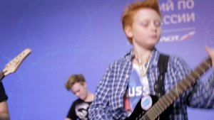 Рок. Дети. Группа "Рокеры 21 века - R21" песня "Все дело в керосине"