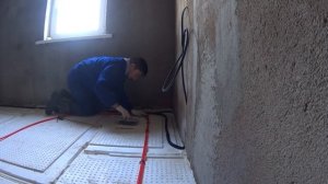 РАЗВЁЛ РОЗЕТКИ ПО ПОЛУ И ТРУБУ ТЕПЛОГО ПОЛА