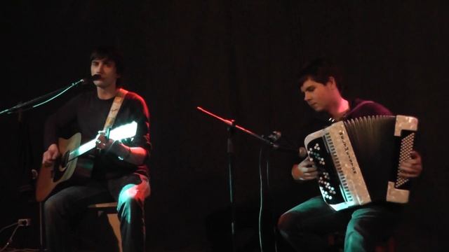 М.Ермачков и А.Сомов-Живешь в заколдованном диком лесу смотреть онлайн