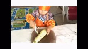 Юный повар казах