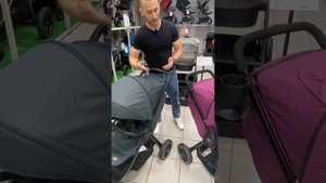 Britax Roemer - сравнение колясок B-Agile M и B-Agile R