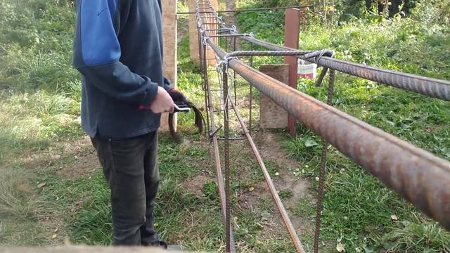 Вяжу арматурный каркас#армирование #фундамент