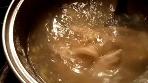 Суп рассольник с перловкой из домашней курицы. Очень вкусный и простой супчик.