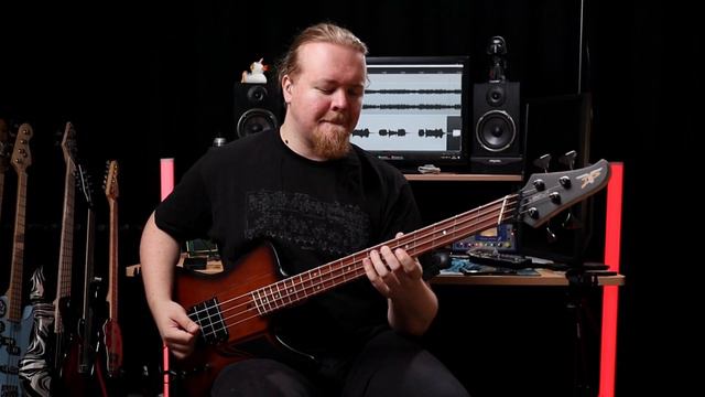 MUSE – You Make Me Feel Like It's Halloween | Full Bass Cover смотреть онлайн