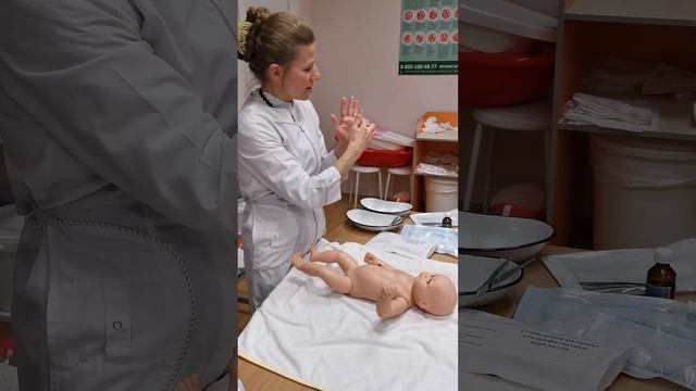 здоровый человек, уход за ребёнком и пеленание смотреть онлайн