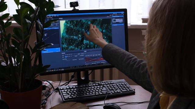 Ученые против подделок: как в Новосибирске определяют возраст строений и старинных инструментов смотреть онлайн