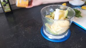 Готовим великолепную закуску. Авокадо масло. Это очень просто и вкусно