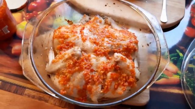 Курица запеченная в духовке с хрустящей корочкой на Рождество