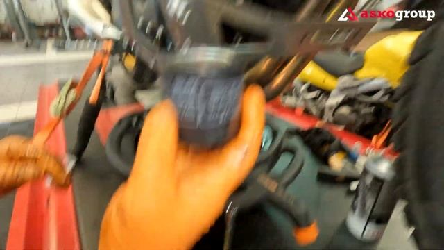 HONDA XL750 TRANSALP - First Service at 1000 Km - How to make the Oil Change