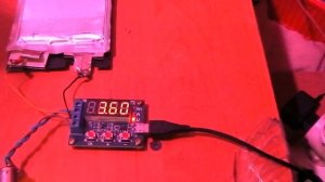ПРОВЕРЯЕМ ПРОСТЫМ ТЕСТЕРОМ ЕМКОСТЬ АККУМУЛЯТОРА литий ионного без корпуса.3.7V 10A