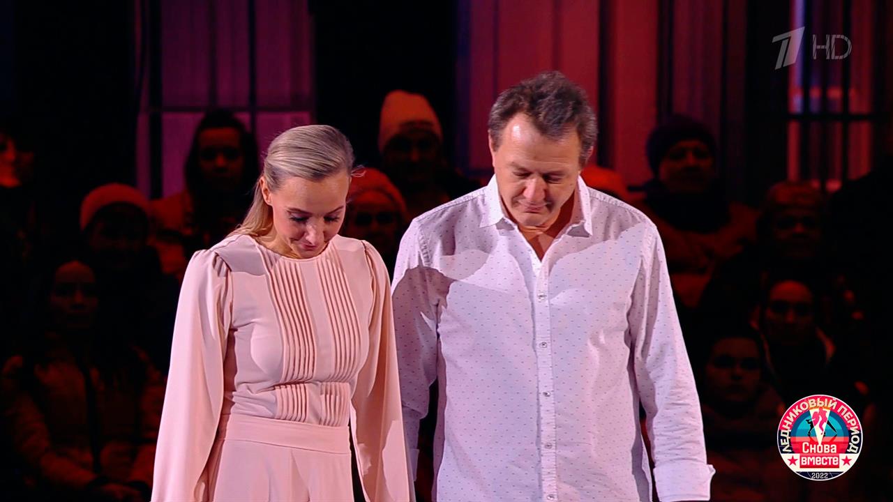 Оксана Домнина и Марат Башаров - "Помолимся за род...д. Снова вместе. Фрагмент выпуска от 17.12.2022