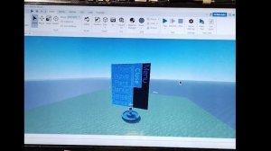 как сделать меню с денсами (эмоциями) в Roblox Studio?