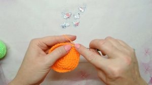 ШАПКА ДЛЯ КУКЛЫ ,КРЮЧКОМ.