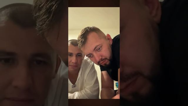 МЕНЯ РЕУТОВ ЗАПУГАЛ! ДМИТРИЙ СЕРОВ БОИТСЯ ВОЗВРАЩАТЬСЯ ДОМОЙ! #ДМИТРИЙСЕРОВ