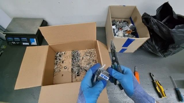 Готовлю радиаторы с материнских плат на алюминий. смотреть онлайн