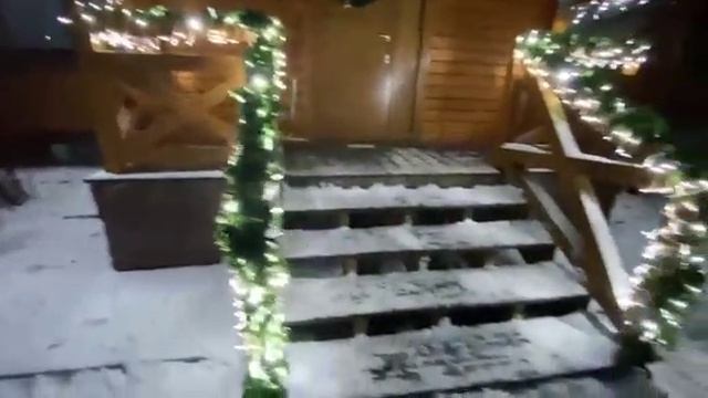 КУПИЛЭНД - +79956561321 Подсветка загородного дома диодной светотехникой бахрома, дюралайт, неон