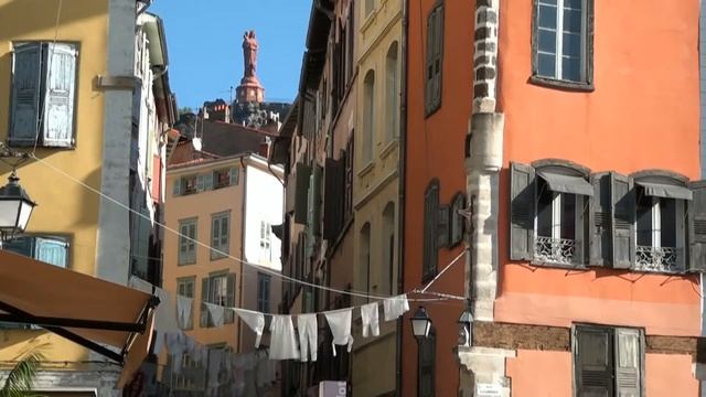Le Puy-en-Velay, France (2) смотреть онлайн