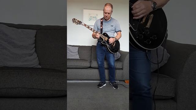 She Sells Sanctuary on Epiphone Les Paul Custom смотреть онлайн