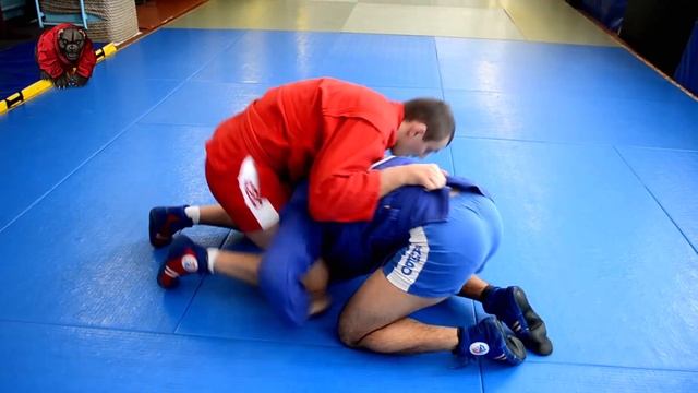 Sambo-technique snag (trap, twisted branch). How to twist and put a shoulder fixer смотреть онлайн