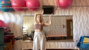 МАСТЕР- КЛАСС ТАНЦЕВАЛЬНОЙ СТУДИИ «EMOTION». СВЯЗКА В СТИЛЕ VOGUE.