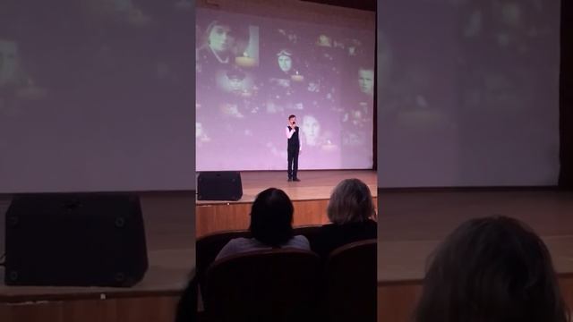 «Вспомним всех поимённо, горем вспомним своим...» смотреть онлайн