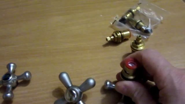 Не будь растяпой... Подбор шлицевых керамических  головок под ручку при замене на смесителе. смотреть онлайн