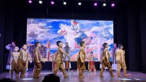 Сахалыы оркестр до5уhуолунан  Манчаары ункуу