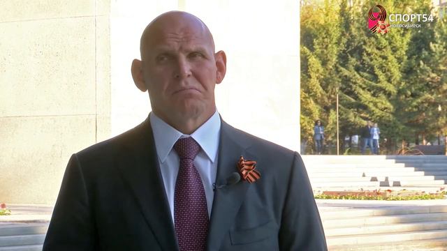 Поздравление Героя России, трехкратного победителя Олимпийских Игр Александра Карелина смотреть онлайн