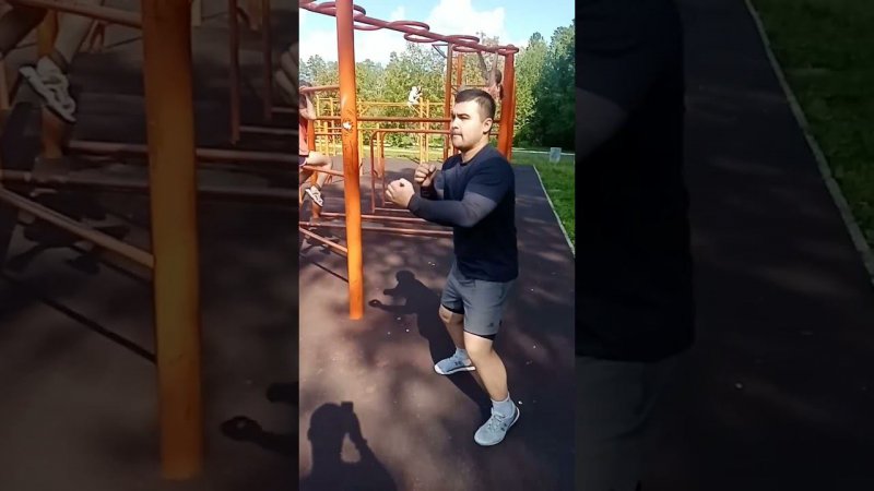 На кайфушках. Треня бокс. #Shorts