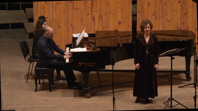 М. Глинка Две французские песни смотреть онлайн