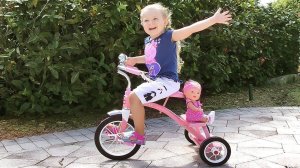 Diana pretend play Little Mommy