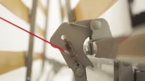 Смазка механизма "аккордеон" в процессе сборки дивана