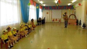 Праздник Осени в детском саду  Младшая группа
