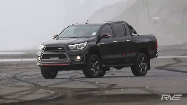 Toyota Hilux - Gladiator Edition смотреть онлайн