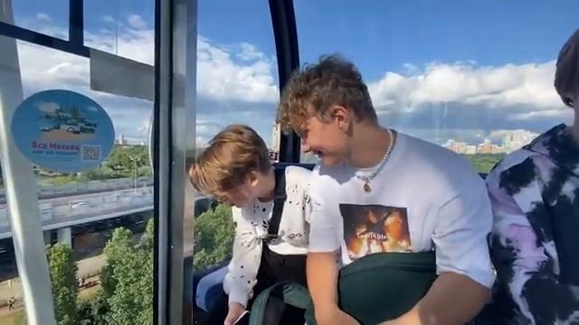 ВСТРЕТИЛ АБОВЕНА В РЕАЛЬНОЙ ЖИЗНИ И..!! смотреть онлайн