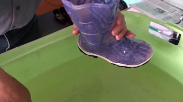 Как проверить сапоги из ПВХ на течь в домашних условиях смотреть онлайн