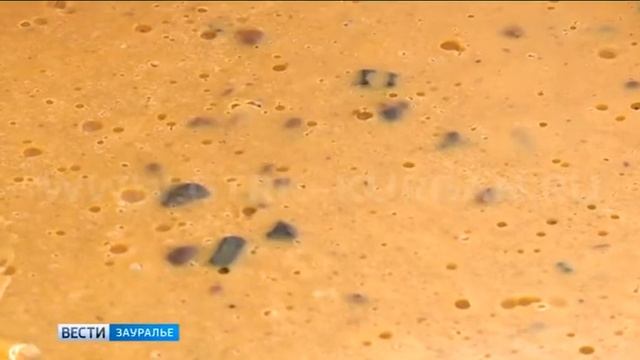 В старину пчеловоды собирали мёд только после медового спаса, в августе смотреть онлайн