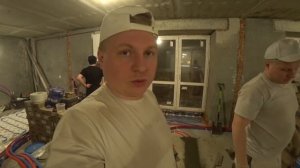 Как правильно замешивать цементно-песчаные смеси!!!готовим раствор и заливаем тёплые полы!!!