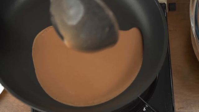 Самые любимые БЛИНЫ моих детей! Шоколадные блины с творогом и малиной смотреть онлайн