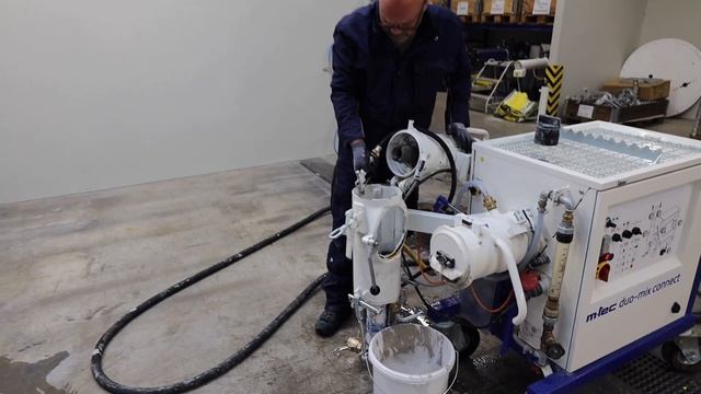 Cleaning of the duo-mix (connect) смотреть онлайн